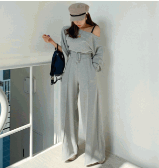 Pankh Denice Woolen Top And High Waist Pants Set